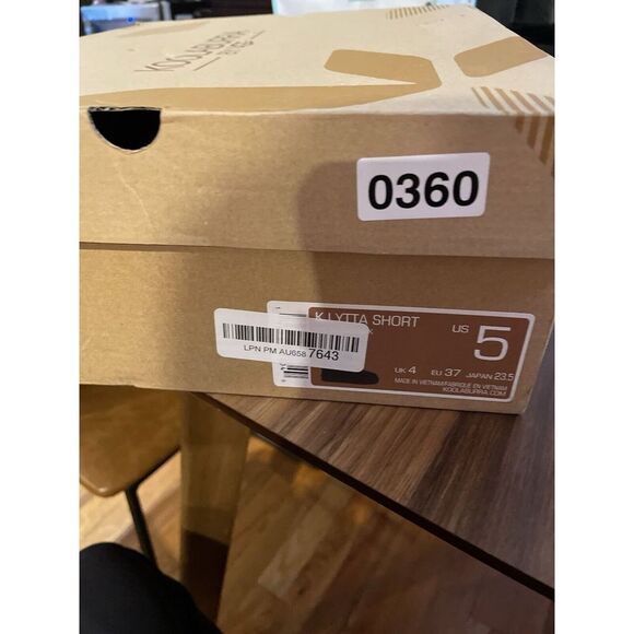 Koolaburra‎ by UGG Faux Fur Short Boots Lytta Black - Picture 8 of 8